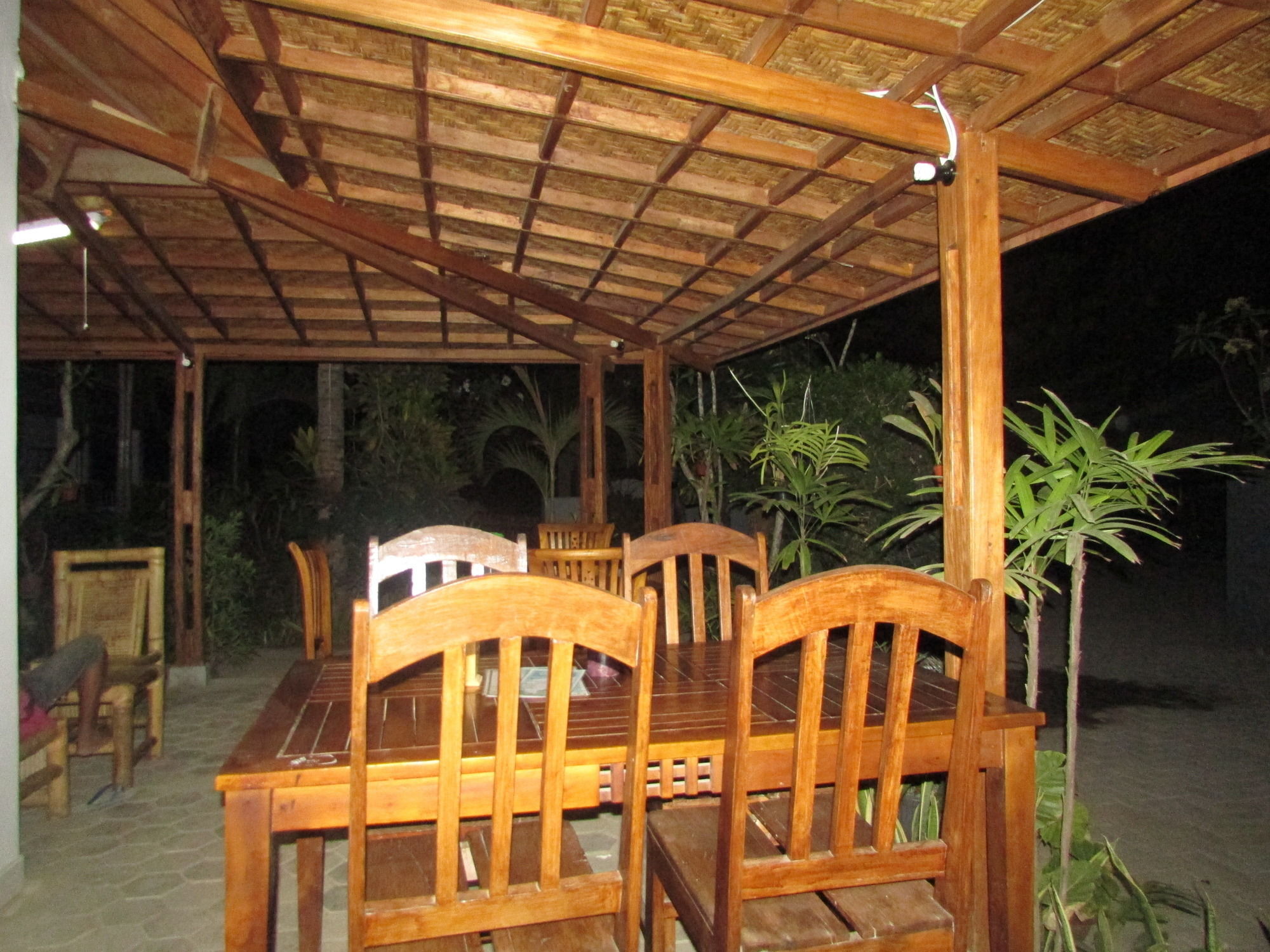 Friends Beach Hotel Kuta  Εξωτερικό φωτογραφία