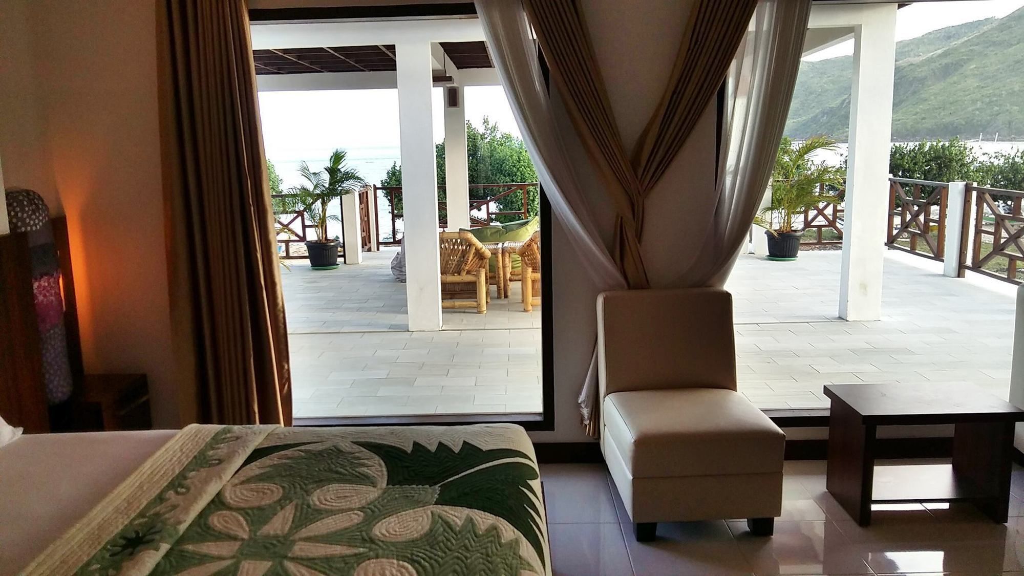 Friends Beach Hotel Kuta  Εξωτερικό φωτογραφία